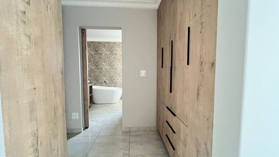 4 Bedroom Property for Sale in Dana Bay Western Cape